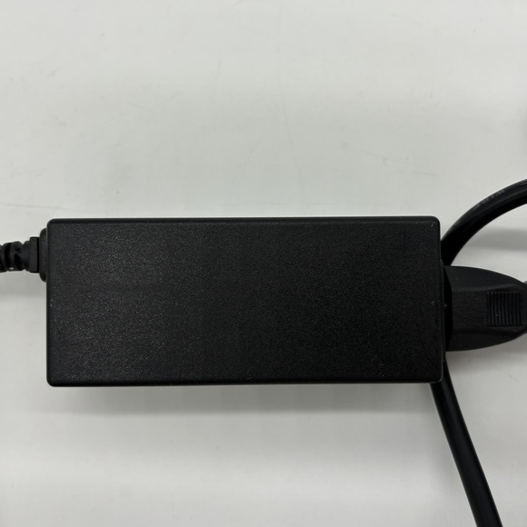 Laptop Replacement A/C Adapter Power Source Output 20V 2.24A Battery Charger - Picture 4 of 8